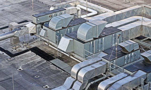 Quando è obbligatorio il libretto di impianto per climatizzatori industriali?