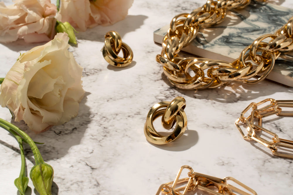 Cosa fa aumentare il valore dell'oro?